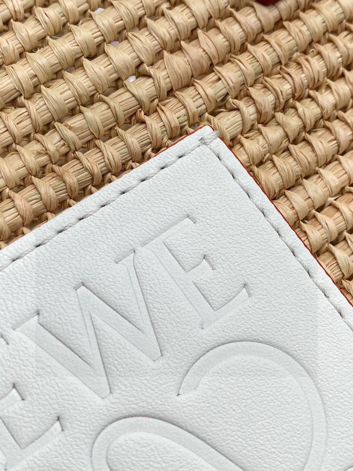 Loewe Small Square Basket Bag In Raffia And Calfskin NaturalWhite